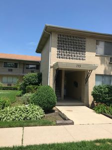 715 Busse Hwy APT A7, Park Ridge, IL, 60068