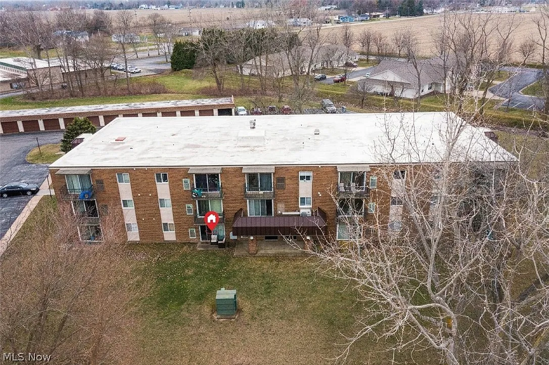 1315 S Lake Wilmer Dr APT 109 photo 1