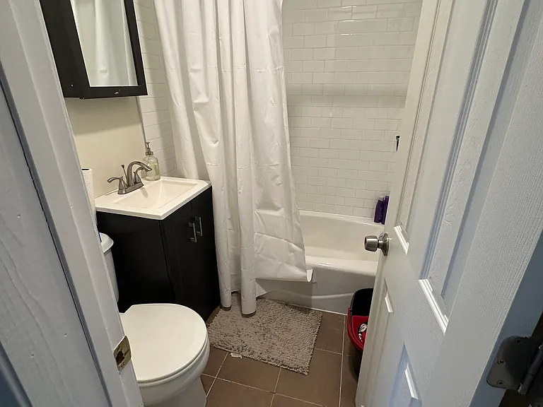 43 Hemenway St #4 — Photo 2