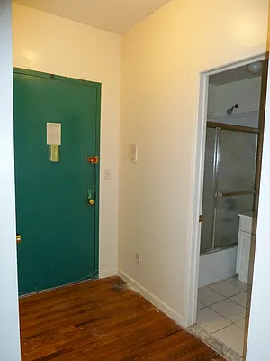 Rented by Safeguard Realty Management | media 25