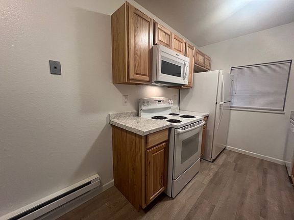 3rd image of 1109 Cottonwood Dr #1109
