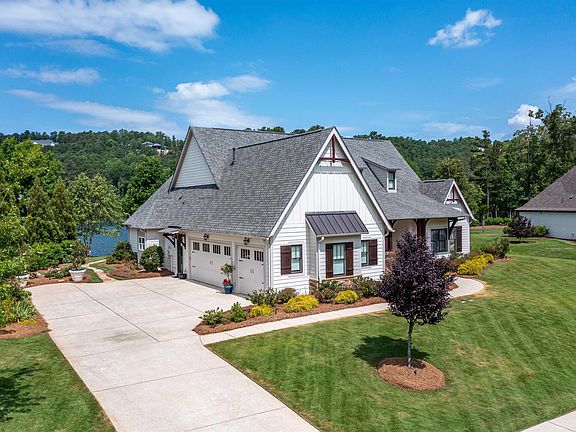 3rd image of 2337 Brock Cir