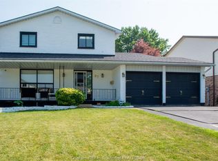 7 Monarch Dr, Chatham Kent, ON N7L 5G2