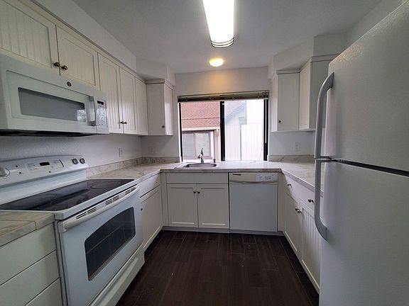 4th image of 1755 Novato Blvd APT F26