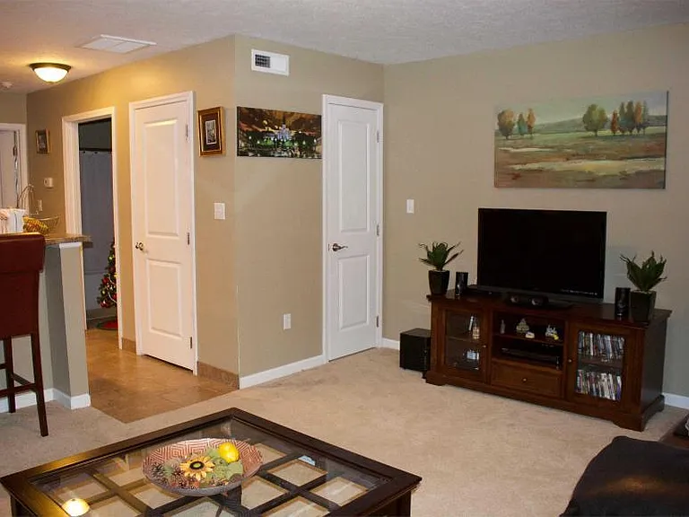 2489 1st Ave #B118 — Photo 3