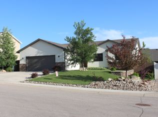 106 E Tapadera St, Gillette, WY 82718