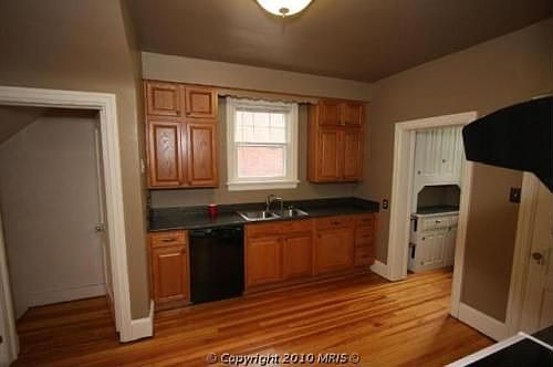 2nd image of 704 Guilford Ave