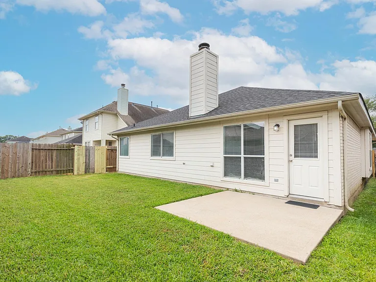 16307 Goanna Ct — Photo 7