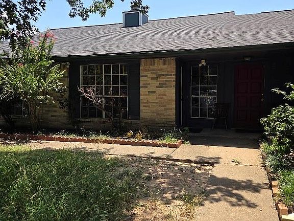 3rd image of 19507 Munsey Ct