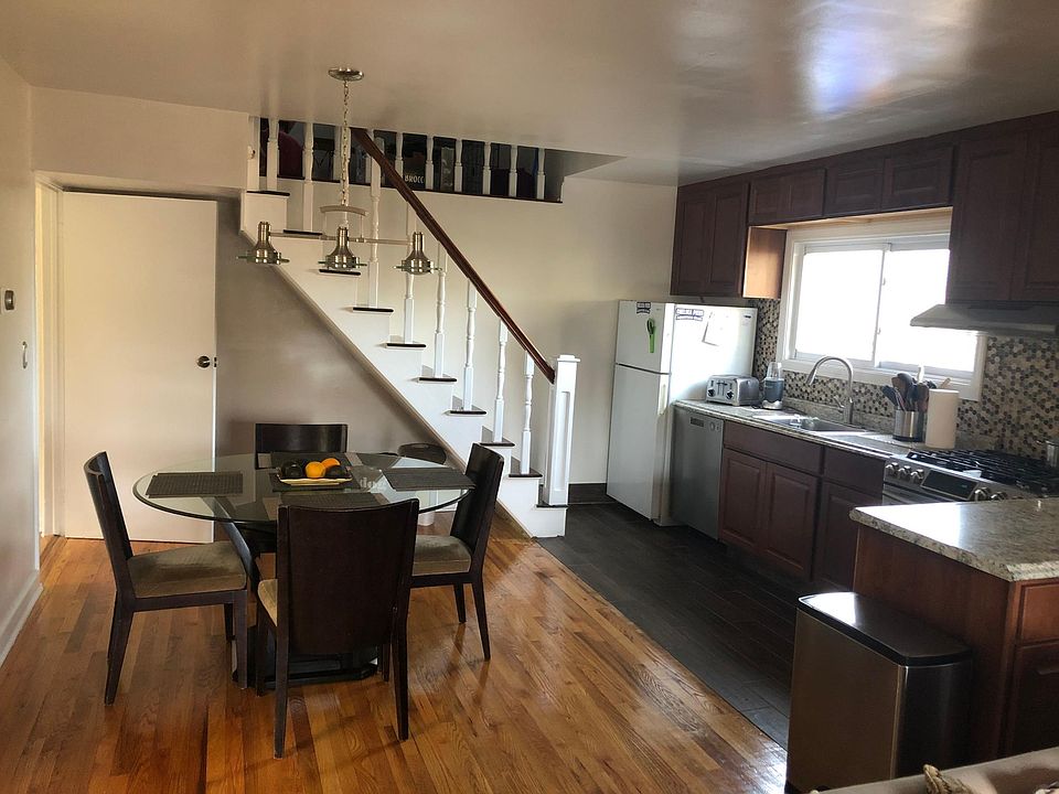 1st image of 489 Newfield Ave