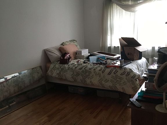 2nd image of 2816 44th St #2