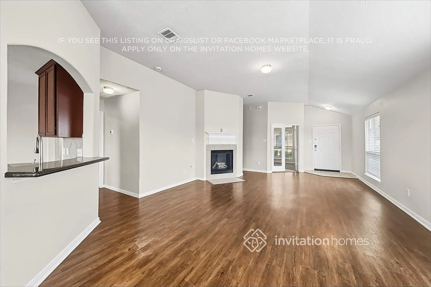 129 Rodeo Dr Manvel, TX 77578 — Photo 4
