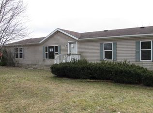 1711 Obrien Rd, Mayville, MI 48744