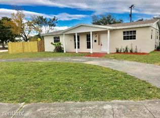 6441 SW 2nd St, Pembroke Pines, FL 33023