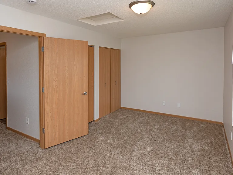 Dakota Townhomes — Photo 14