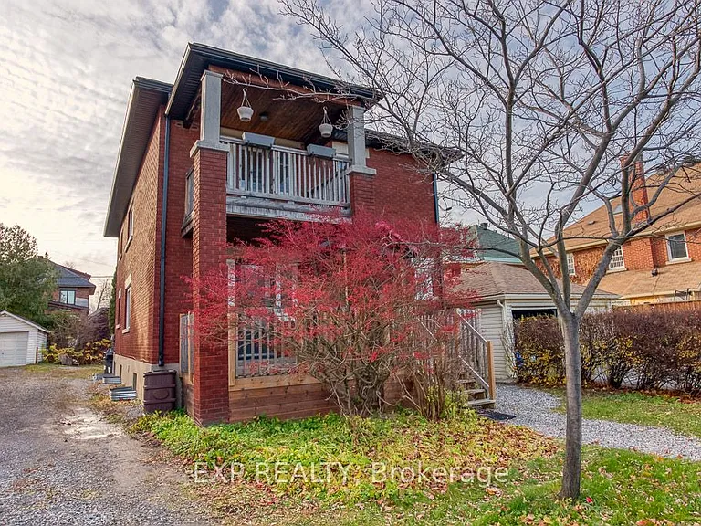 448 Holland Ave — Photo 3