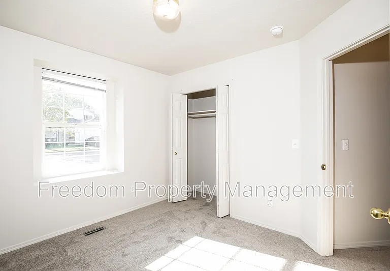 2135 S Crimson Rose Way — Photo 13