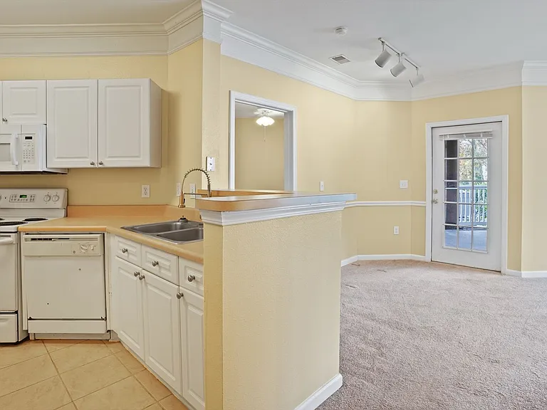 1713 Whitemarsh Way — Photo 8