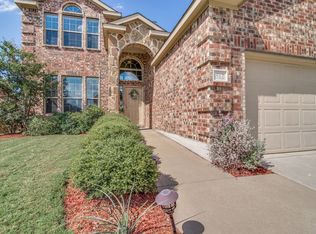 512 Winchester Dr, Celina, TX 75009