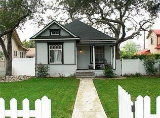 302 E Lemon Ave, Monrovia, CA 91016