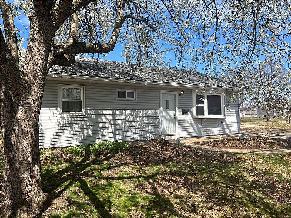 2nd image of 1417 Ladd Ave