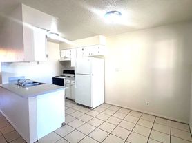 5621 Acoma Rd SE, Albuquerque, NM