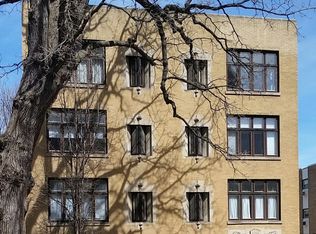 1136 Ontario St APT 1A, Oak Park, IL 60302