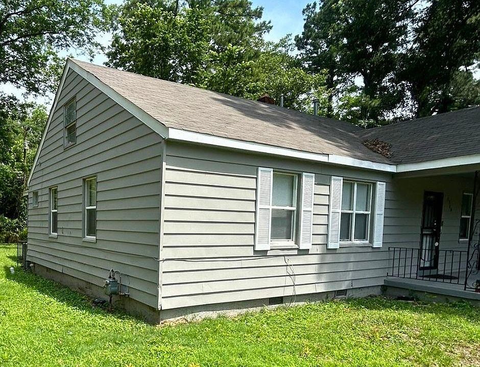 2nd image of 3278 Dawn Dr