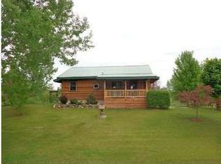 N8009 County Rd N, Neshkoro, WI 54960