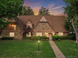 5706 S Columbia Pl, Tulsa, OK 74105