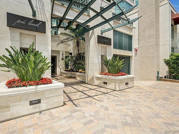 4th image of 2500 6th Ave #Penthouse 5