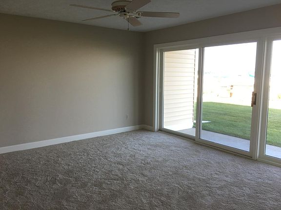 5th image of 2238 Black Lake Ave