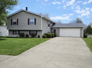 4412 Woodglen Ln, Mount Vernon, IL 62864