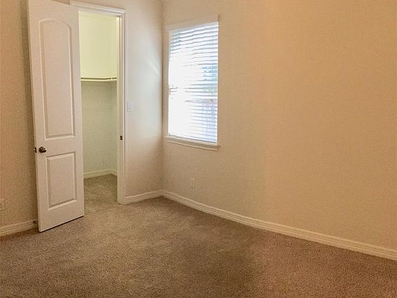 4th image of 6230 Arroyo Springs Ln