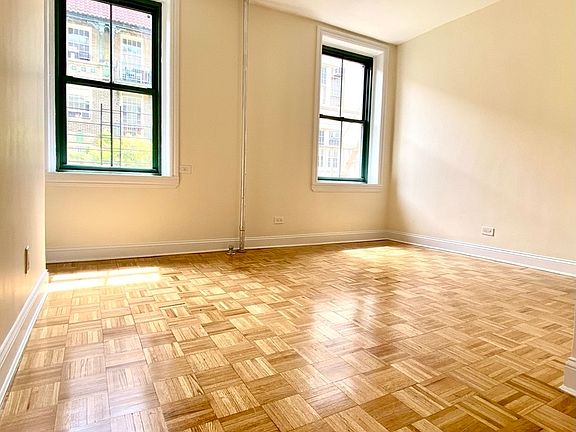 4th image of 509 E 78th St APT 4c
