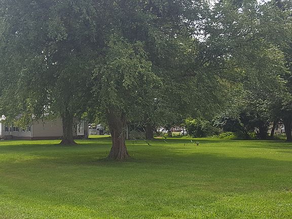 2nd image of 2119 N 4th St