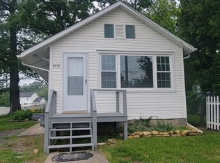 8038 Lake Shore Dr, Cedar Lake, IN 46303