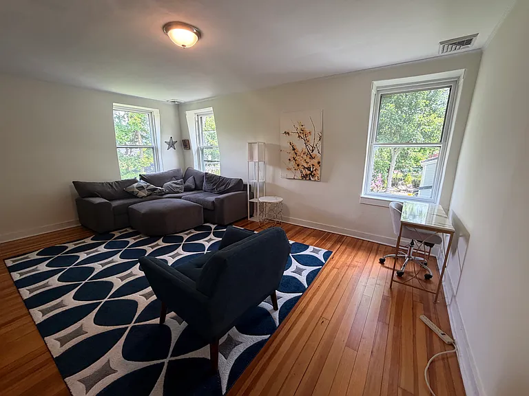 44 Everett St #3 — Photo 10