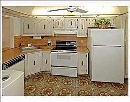 3rd image of 2551 Aragon Blvd APT 201
