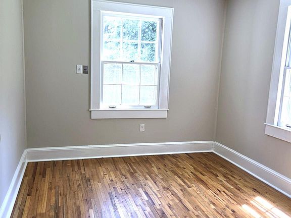 5th image of 244 Dakota St
