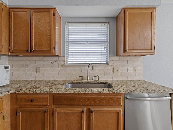5th image of 8413 Priest River Dr