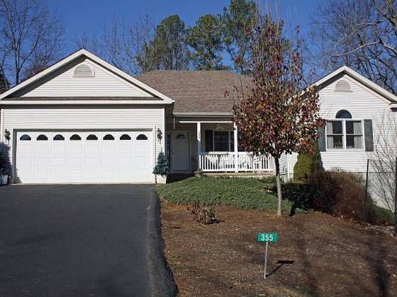 1st image of 355 Jefferson Dr