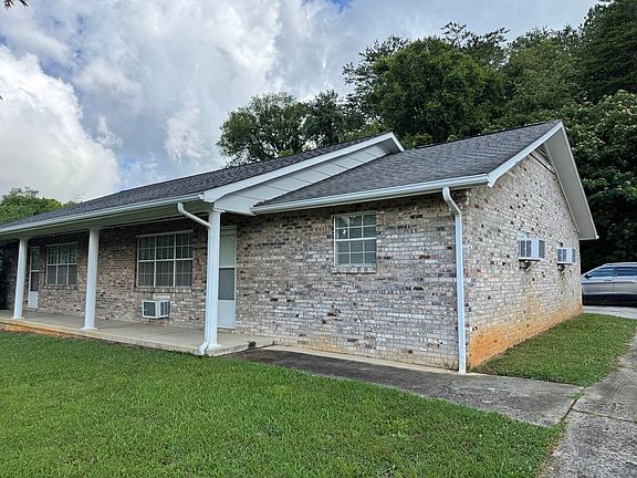 2nd image of 616 Commanche Dr #618