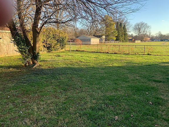 4th image of 6010 Seaforth Way