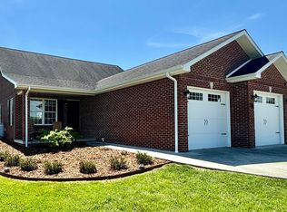 297 Hickory Circle Rd, Pennington Gap, VA 24277