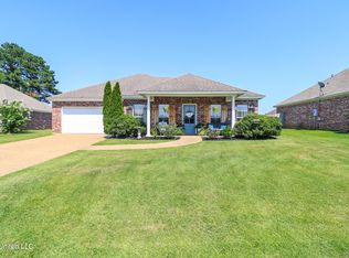 132 Cherry Bark Way, Pearl, MS 39208