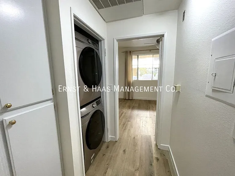 535 Magnolia Ave #114 — Photo 8