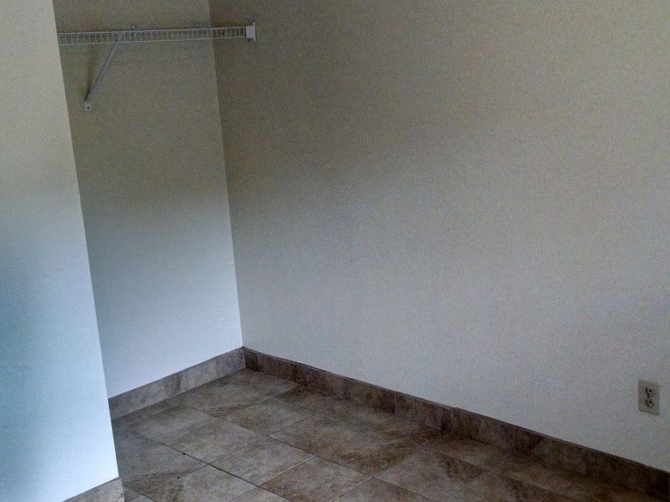 2nd image of 501 Strasbourg Dr