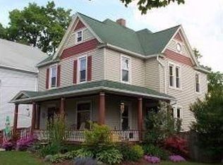 132 Crestmont Rd, Binghamton, NY 13905
