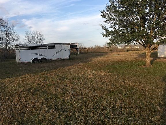 2nd image of 119 County Road 184